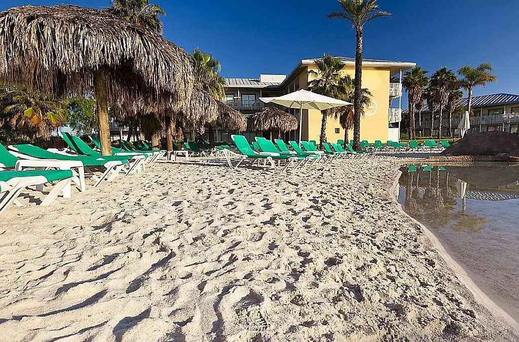 PortAventura Hotel Caribe: Unlimited Park Access & Ferrari Land Entry Salou