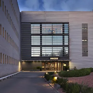Innside By Melia Barcelona Aeropuerto מלון