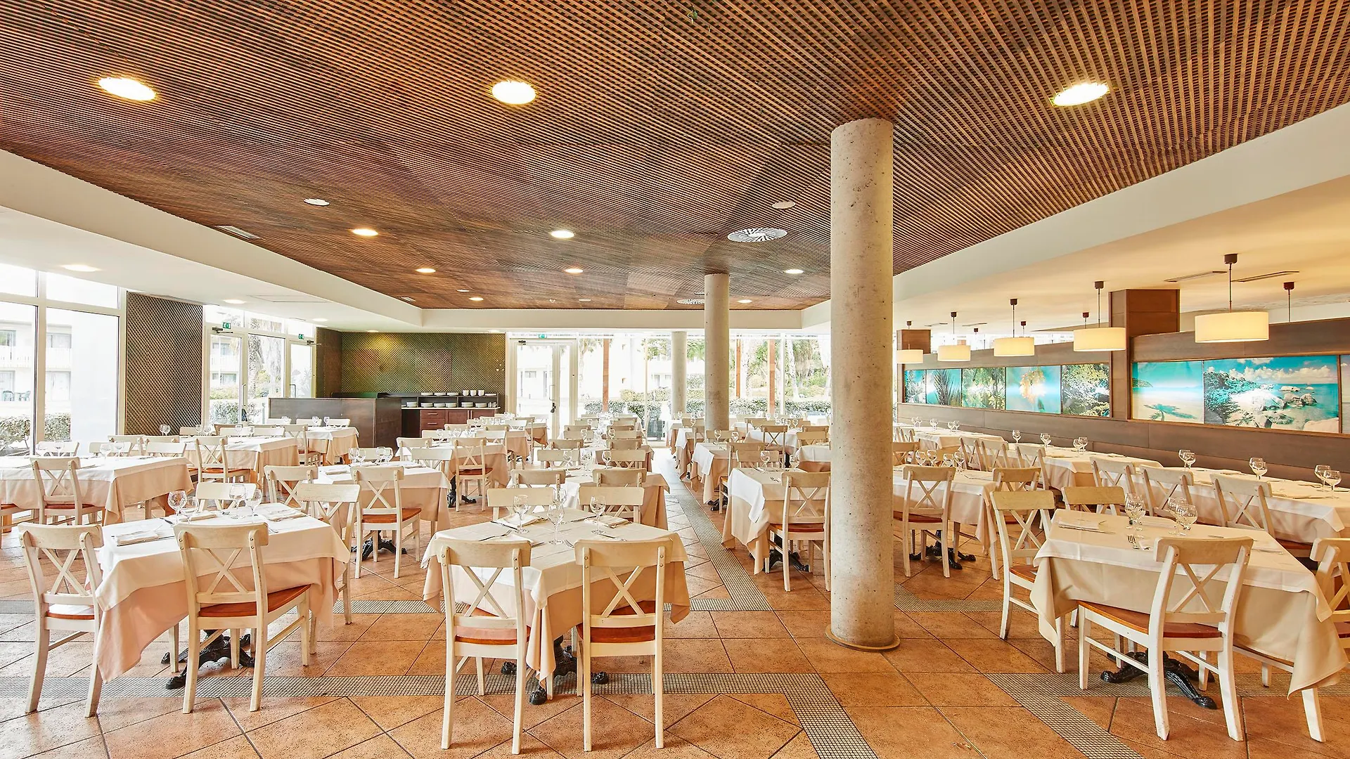 Portaventura Hotel Caribe - Includes Unlimited Access To Portaventura Park & 1 Access To Ferrari Land سالو 4*,