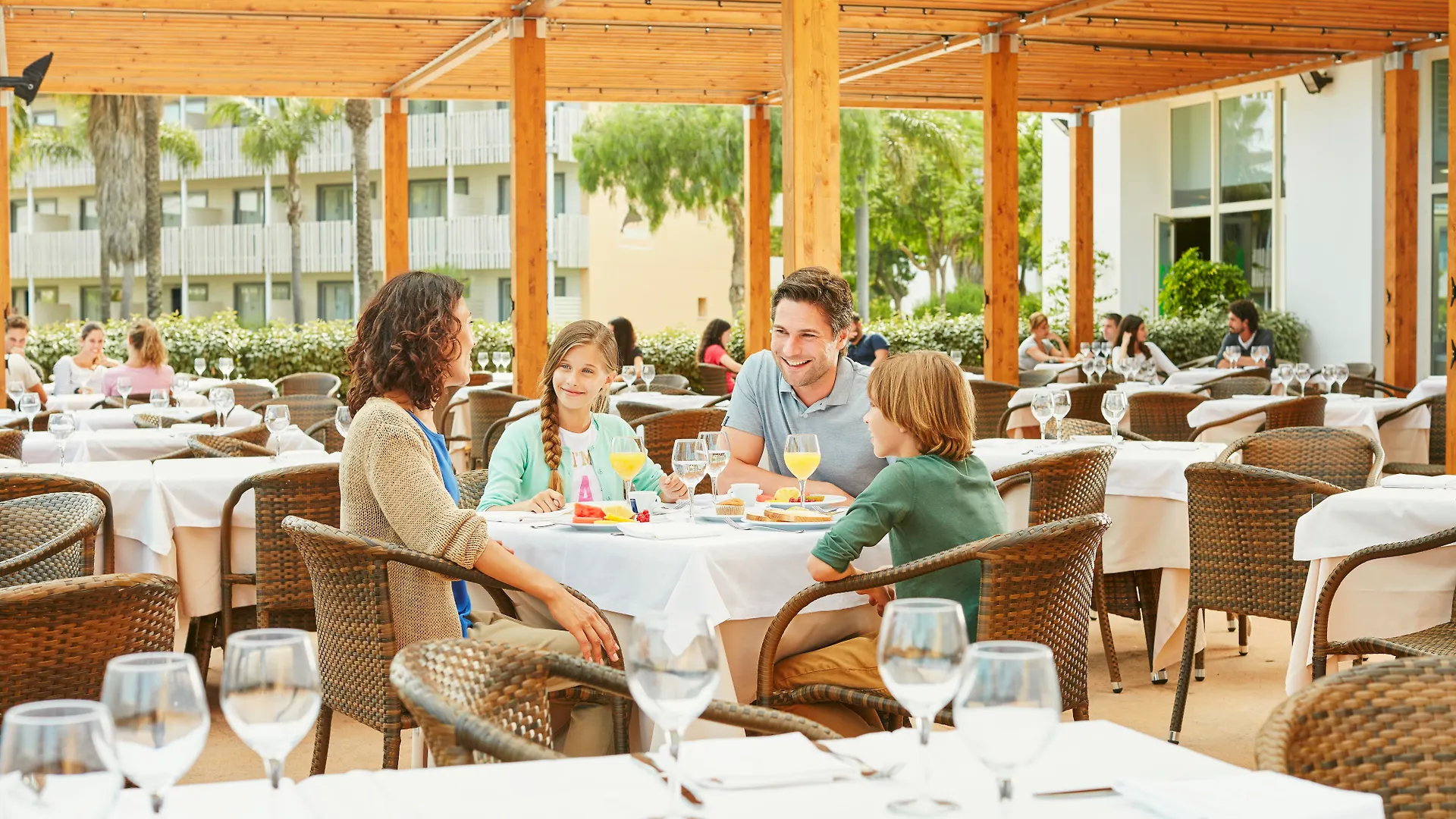 PortAventura Hotel Caribe: Unlimited Park Access & Ferrari Land Entry Salou