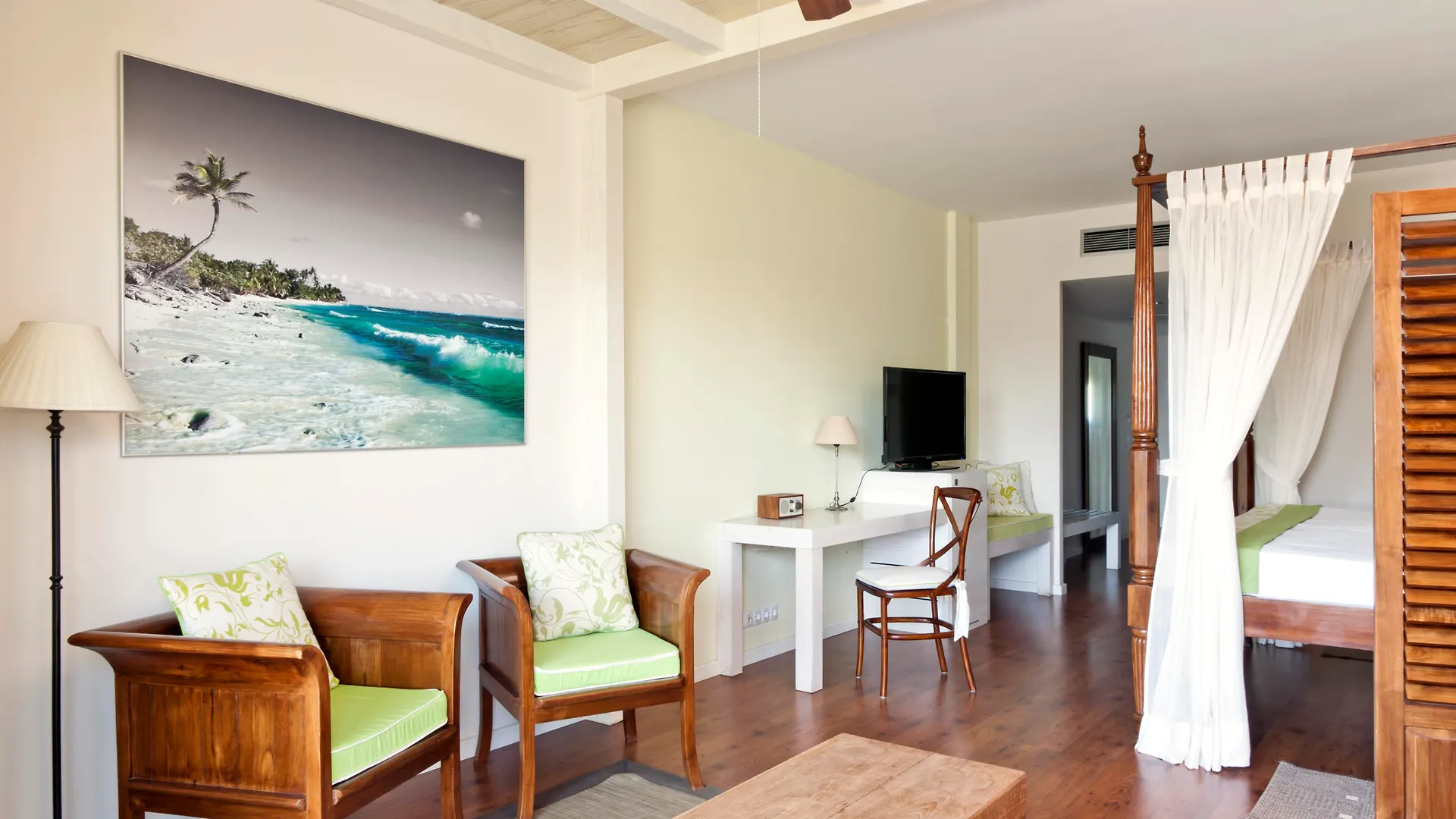 ****  Portaventura Hotel Caribe - Includes Unlimited Access To Portaventura Park & 1 Access To Ferrari Land Σαλού Ισπανία