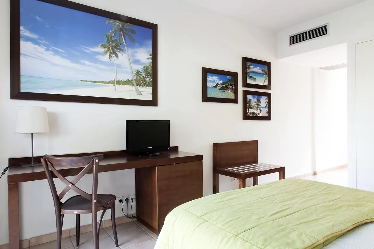 Portaventura Hotel Caribe - Includes Unlimited Access To Portaventura Park & 1 Access To Ferrari Land Salou