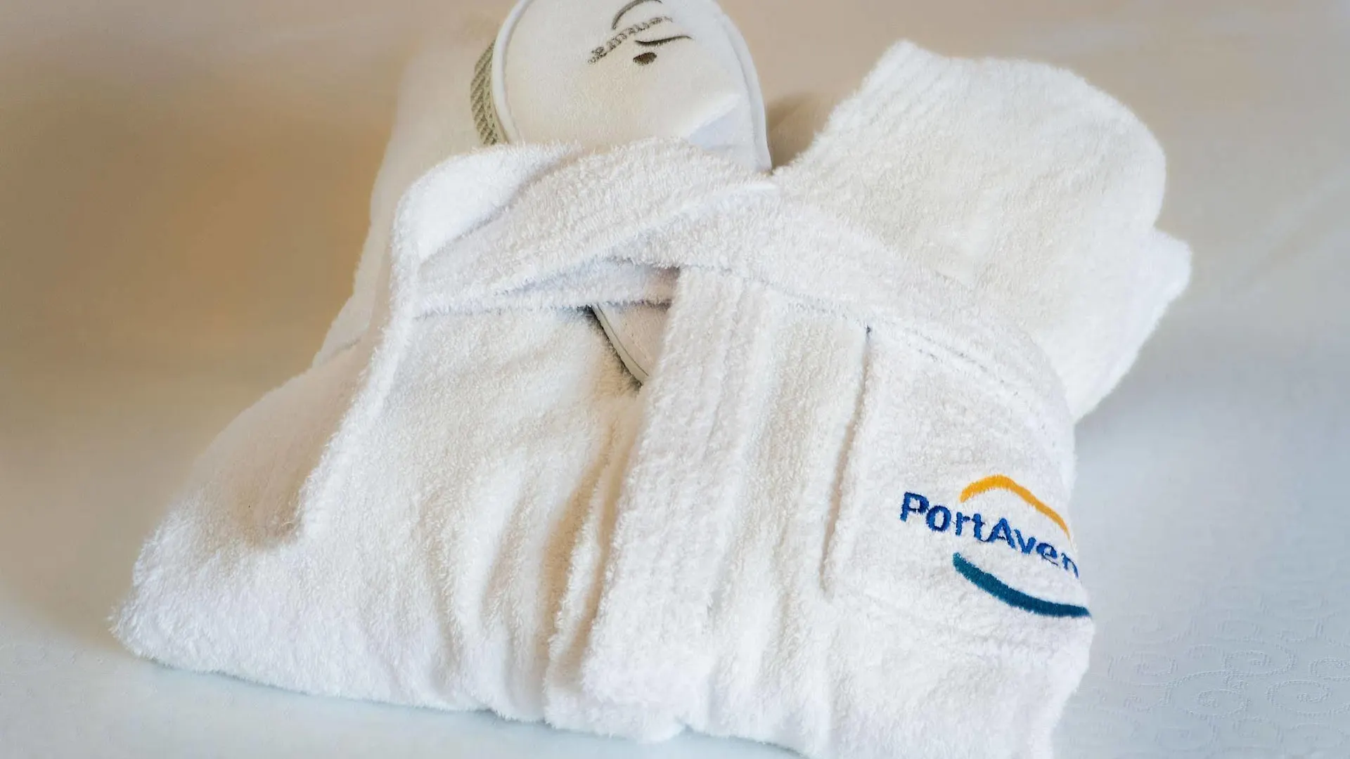 Portaventura Hotel Caribe - Includes Unlimited Access To Portaventura Park & 1 Access To Ferrari Land Σαλού